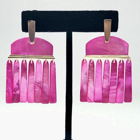 🎉2 x HP!🎉 KENDRA SCOTT Magenta Layne Earrings - Picture 2 of 11